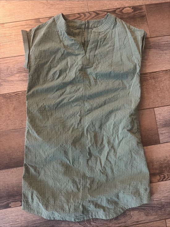 Vineyard Vines | Swim | Vineyard Vines Olive Green Textured Splitneck ...